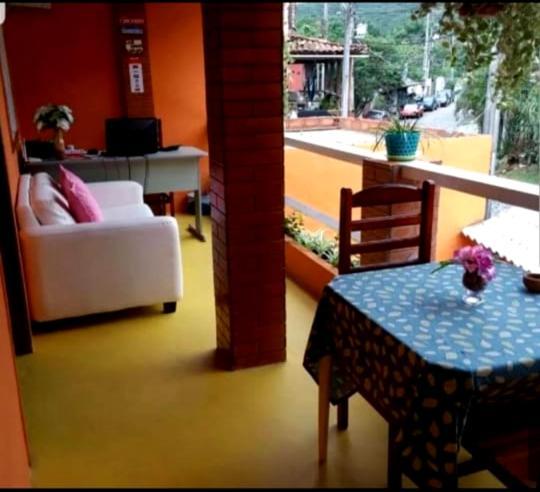 Guest house Suites Geriba -ar Condicionado - Banheiro Privativo - Pertinho Da Praia